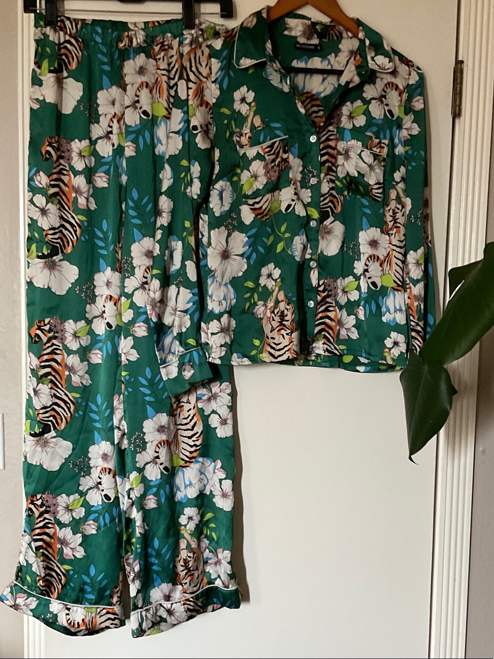 PrettyLittleThing Green Floral & Tiger Stripe Shirt